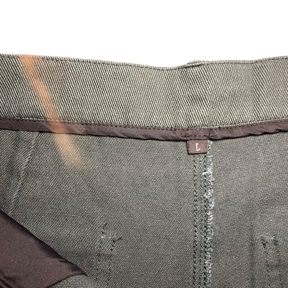 Twillmkt Green Wide Leg Jeans with Sliver Metal Detailing Size L NWT - Picture 3 of 4